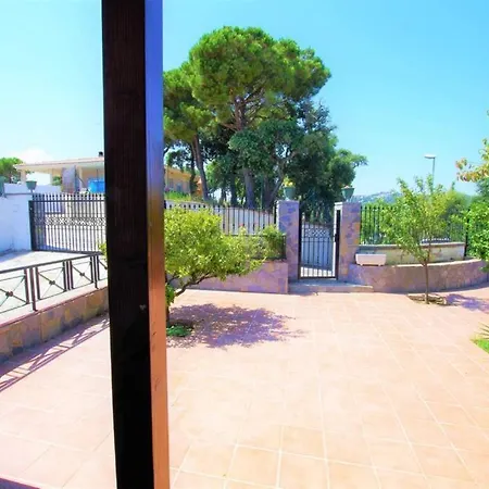 V&v Lloret-villa Jordi Con Aire Acondicionado, Mesa Ping-pong, Piscina, Barbacoa!!